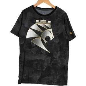 NIKE Boys' Graphic T-Shirt Size: 12